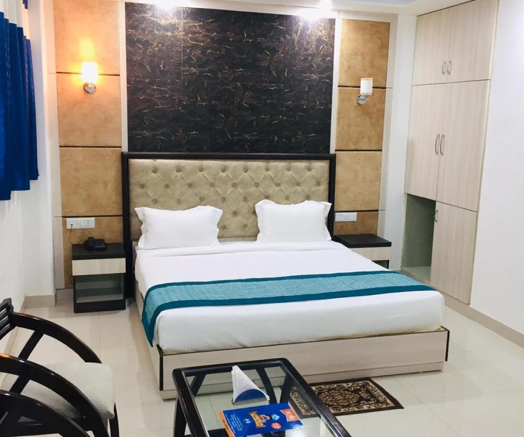 نيودلهي Aero Home Stay- Bed & Breakfast المظهر الخارجي الصورة